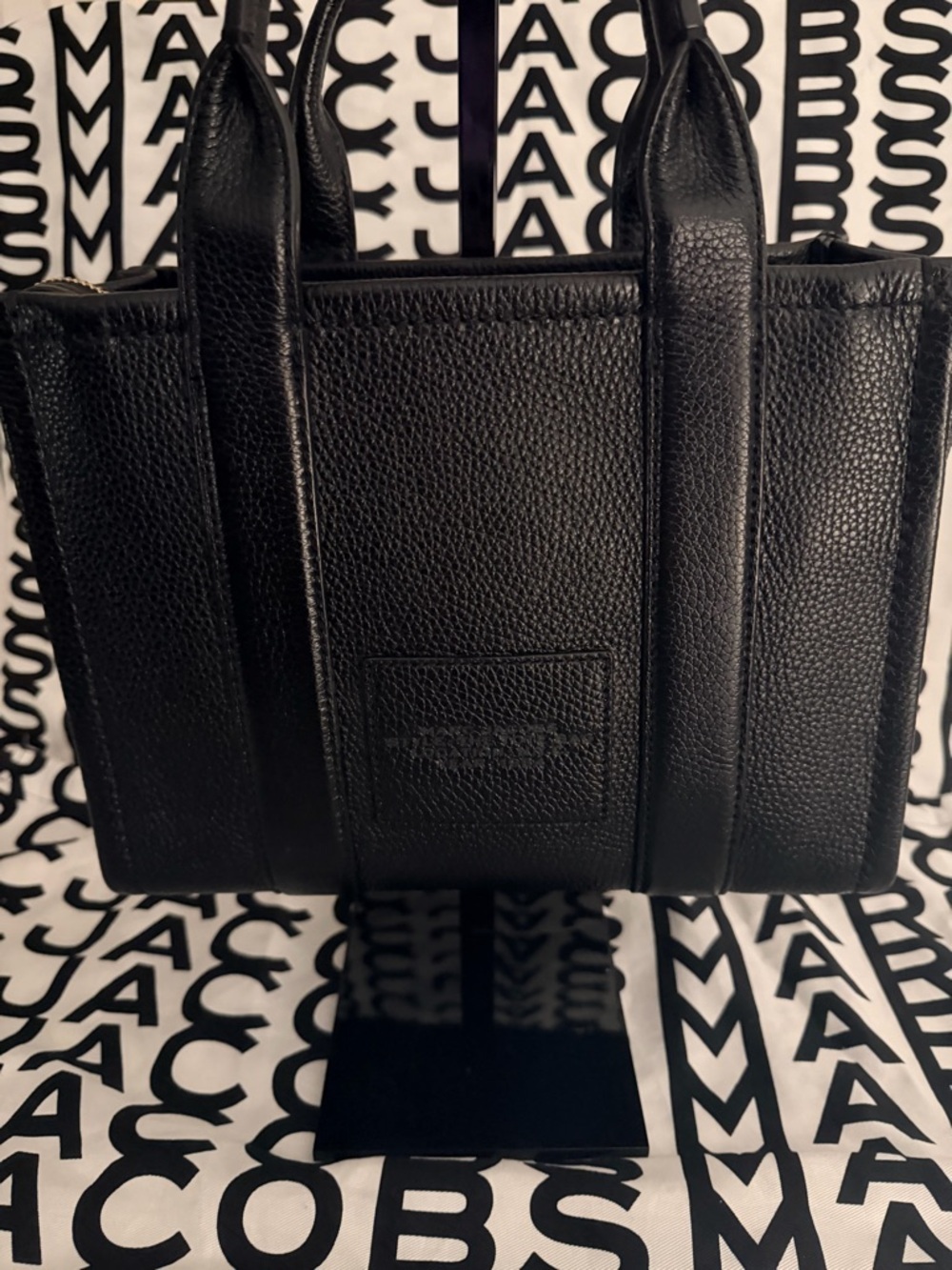 Marc Jacobs Small Leather The Tote Bag - Picture 2 of 9